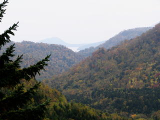 �܂��Ă��邩��ʂ肪�C�}�C�`�����ǁA���������Y�킾����(^-^)