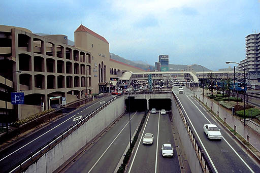 ��ˉw�̕��i