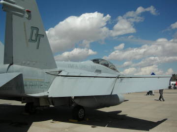 ���O�͒m���