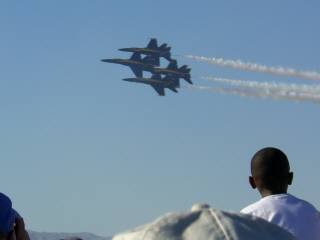 ���݂ɗ��邩��