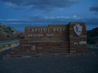 �J�����̌��E