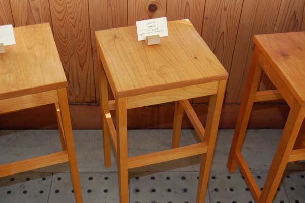 sakai-stool.jpg