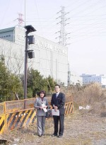 不法投棄監視カメラ前にて